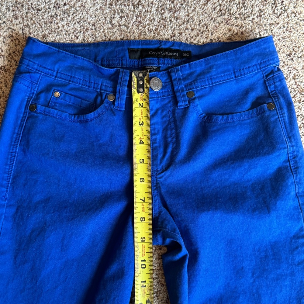 👖 Calvin Klein Royal Blue Skinny Crop Denim Jeans Womens Size 26/2 - Picture 12 of 16
